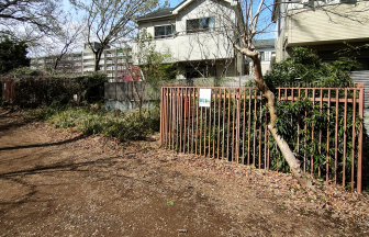 玉川上水沿いにある胎内堀の入り口